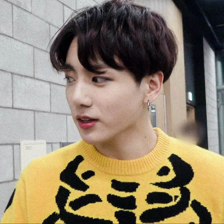 moon_palett's tweet photo. Anillos de Papel | Kookmin au
#jikook #kookmin #jikookau #kookminau

Tal y como los limones amar es tan agridulce, aveces se siente como un limonada o tarta de limón mientras que otras en otras ocasiones es el mismo limón https://t.co/jxzvfZq60Y
