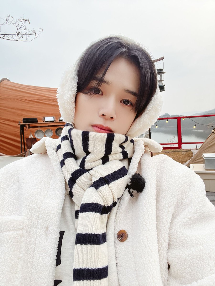 KTeam_Chile's tweet image. [#K en twitter | 23.01.21]

Traducción:
"Estaba muy contento de poder pasar un momento feliz con los miembros esta vez ☺️ 
Ustedes también trabajaron duro hoy ☺️✨✨
Buenas noches ~ 😪"

#andTEAM #andTEAM_K