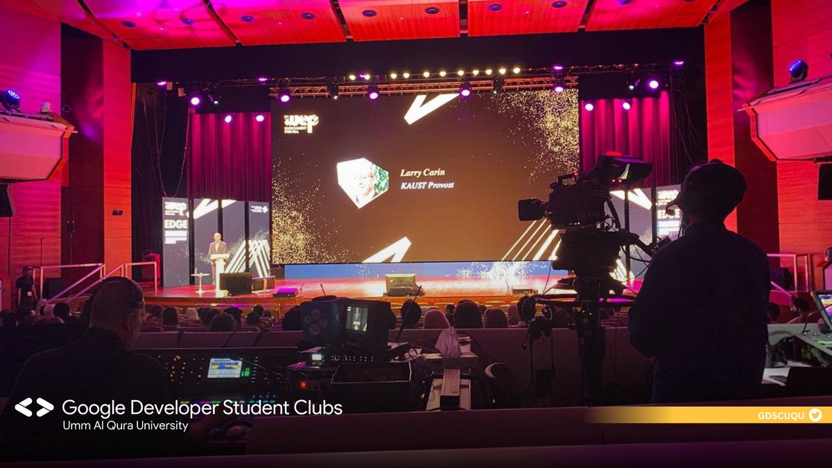 GDSCUQU's tweet photo. حرصًا من نادي قوقل للطلبة المطورين في جامعة أم القرى على مكافئة الأعضاء المتميزين 🌟
اقيمت رحلة إلى جامعة الملك عبدالله للعلوم والتقنية بالتعاون مع نادي الحاسب الآلي @uqucc ✨
لحضور فعاليات الإثراء الشتوي 🤩 #web2023 في كاوست 🏢 https://t.co/bP3cHLFIzK