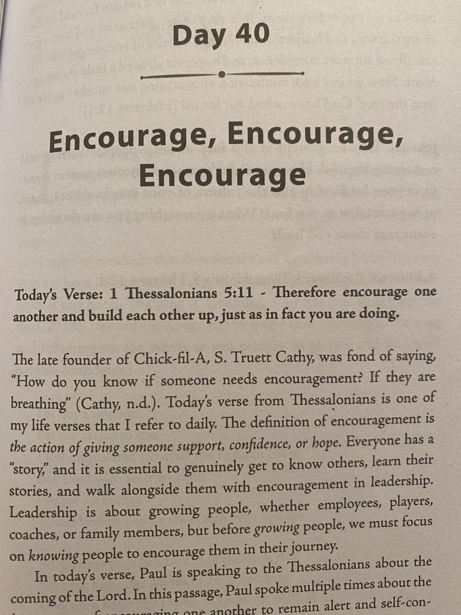 Never stop creating a school culture of encouragement. No matter your role in education, you have influence, you are a leader. Encourage one another. #HumbleHeart

amazon.com/Leading-Humble…