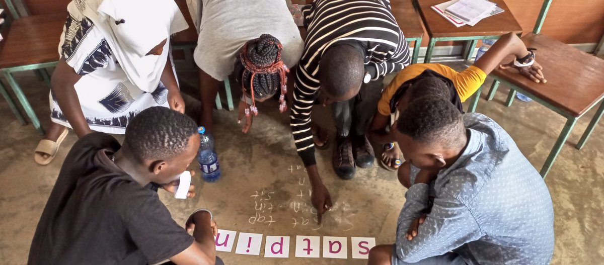 ALP_program's tweet photo. #Day3Training
#MyVillageChampions
#KilifiCounty
#FoundationalLiteracy https://t.co/3xlr5gObXa