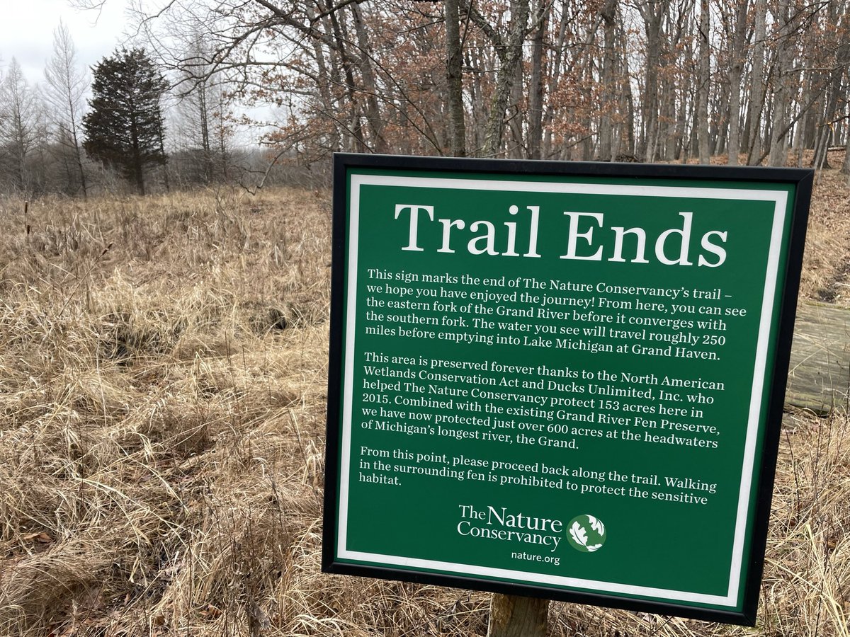 richbacolor's tweet image. Opening today’s  @MSTAMich meeting with this idea. The Grand River starts as a small stream at a fen south of Jackson. Here in Grand Rapids over 250 miles away it looks very different but still connects us. #exploremichigan #explorescience #msta2023