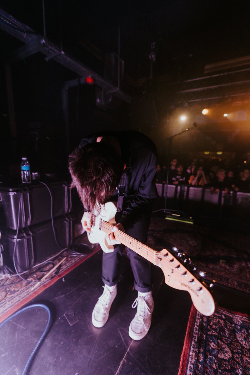 Holding Absence tweet media