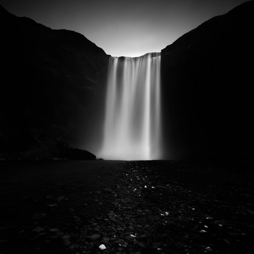 artlimitednet's tweet photo. Planet Iceland by Jeff Mercader
#contemporaryphotography #landscape #artoftheday #fineart #exposure #mystery #digital #blackwhite #photography #iceland #landscapeart #icebeach #fineartphotography #artgallery #jeffmercader #dailyart #sublime #picoftheday… https://t.co/CkBPDZKMKD https://t.co/y8q1PqcoVk