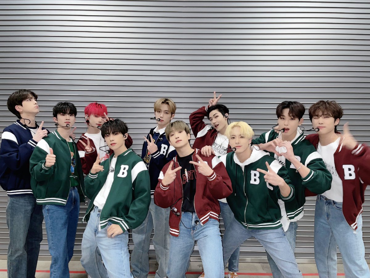 sounwoo's tweet photo. Though we met for The B-Zone before, but we're already miss your voice and red hearts ocean. I'm glad that I can hear and see that again this time for The B-Road, I hope tomorrow it will be even louder than this time. See you tomorrow as well, The Bs! 📢 https://t.co/hew8tcEqRO