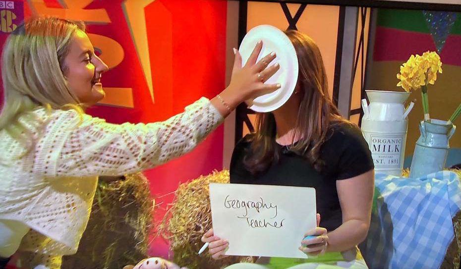 Thank you <a href="/cbbc/">CBBC</a> for having us again! 💚 finally my time to get slimed…
Right pie in face there <a href="/rosie_bentham/">Rosie Bentham</a> 😉