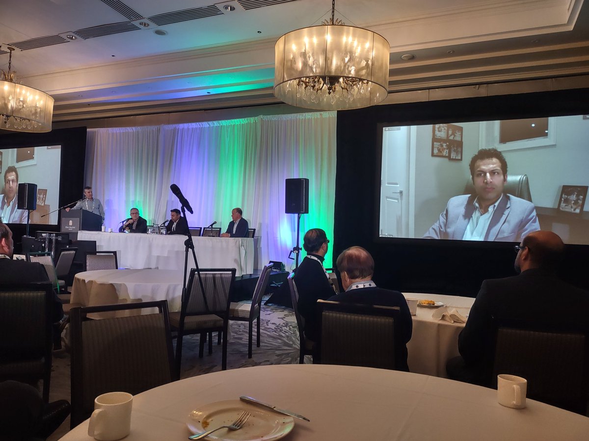 Lee Roth tweet media