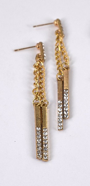 ShopSmartMart1's tweet photo. 🎯Crazy deal! Don’t miss out!🎯
💥Gold Chain Earrings Embellished with Rhinestones on sale for $5.99 💥
Shop now before we sell out! 👉 https://t.co/FedZDZLJ1j https://t.co/VaRRrc3iLu