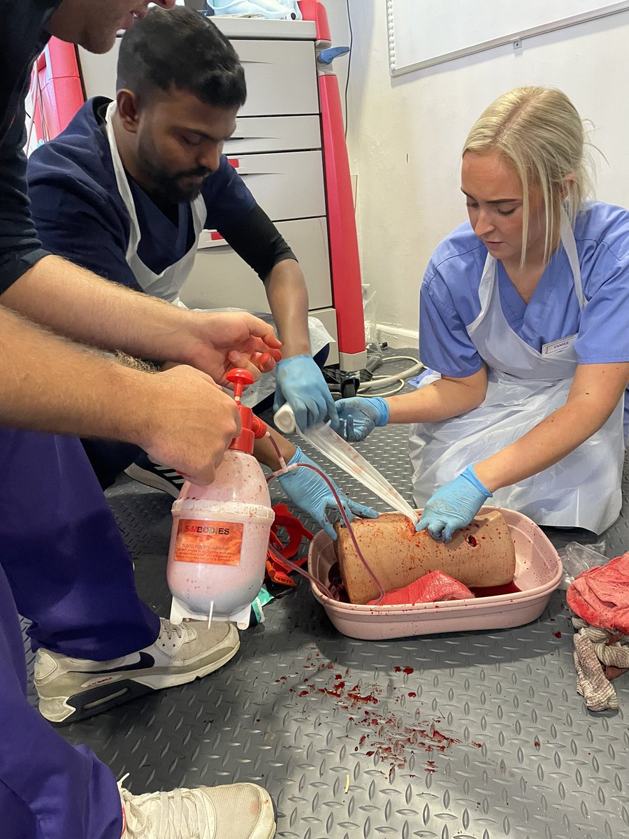 Liz Midwinter tweet media