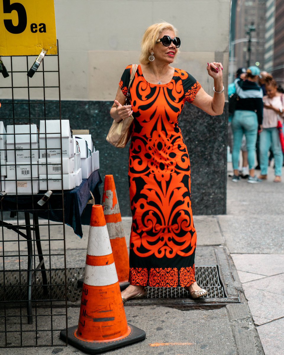 blissphish's tweet photo. GM 🍎

I’ll never not be fascinated by the people of NYC. Let me know if you have a favorite? https://t.co/YjdW5nWp8h