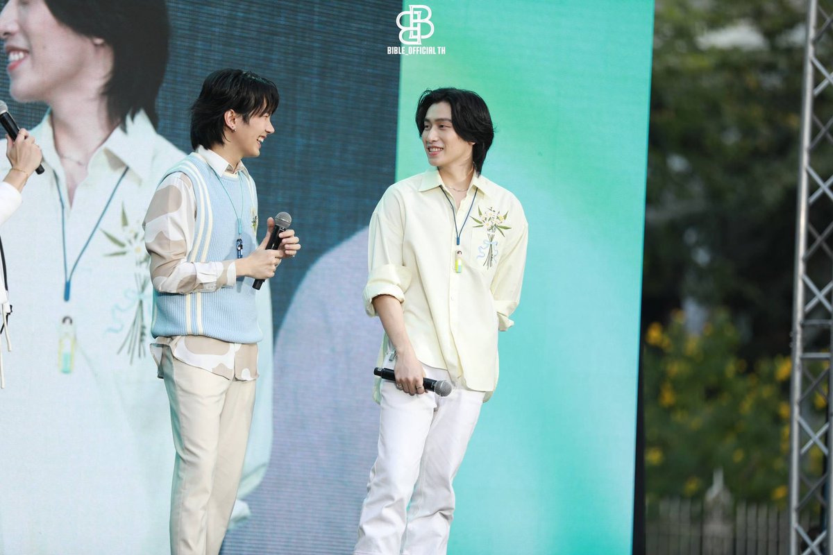 bible_officiall's tweet photo. ขอให้ทุกวันเป็นวันที่ดีของพี่บิวนะคะ♥️ 
จากนี้ขอให้ยิ้มได้เยอะๆไม่ว่าเหนื่อย
หรือท้อแค่ไหนอย่าลืมมาเติมกำลังใจ
จากแฟนคลับที่รักพี่นะคะ😊😊😊
เป็นกำลังใจดวงเบ้อเร่อให้นะคะ✌🏼💙

@Buildbuilddd 
#BuildJakapan #Beyourluve 
@biblesumett
#bsumone #BibleWichapas https://t.co/r0LrNvHRQI