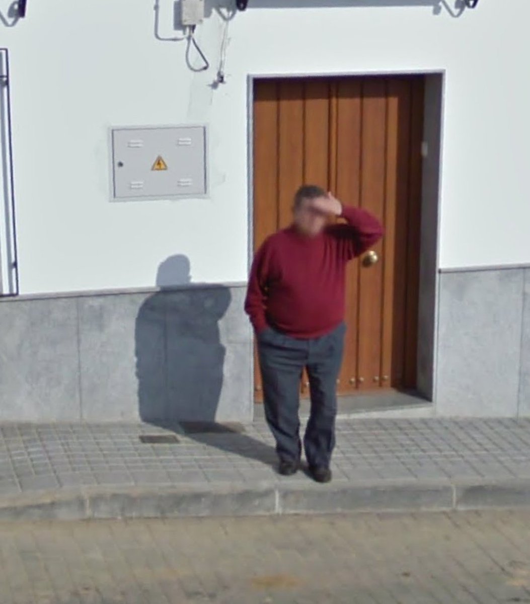 asensioescons's tweet photo. Mi abuelo hace 11 años. Estaba yendo a su huerto, lo hacía todos los días. Le echo de menos cada día. https://t.co/7kHW9dZwaM