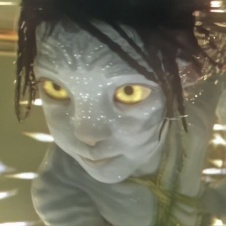 her little face and constellation dots 🥹