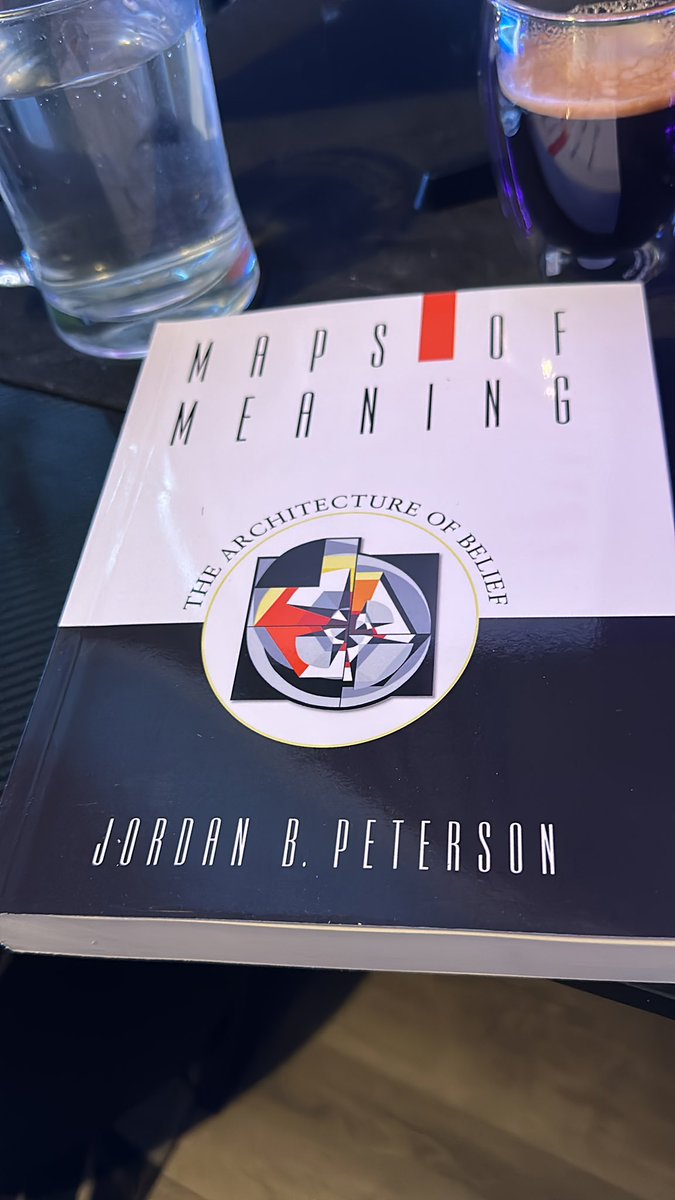 chezuma_'s tweet photo. I finally got this little beauty in the Mail! Looking forward to read it! #mapsofmeaning @jordanbpeterson https://t.co/ys7nkR9G0b
