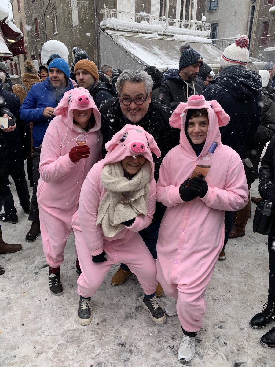 olivierbianchi1's tweet photo. St cochon à Besse. https://t.co/BloBEE9plf