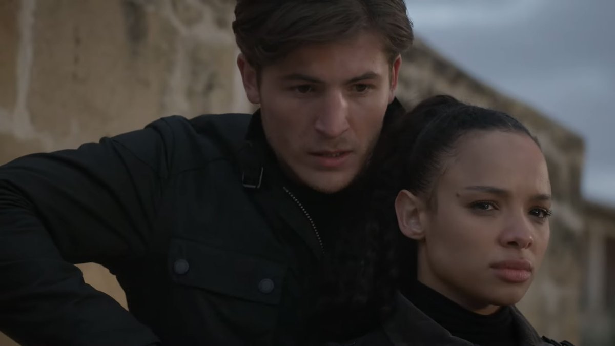 rxsehathomir's tweet photo. GIVE ROMITRI BACK TO ME. i need to see strigitri, rose in russia, the bridge scene, love fades mine has, their journey back to each other. i need everything we still havent gotten. https://t.co/tCTMTVpFGf