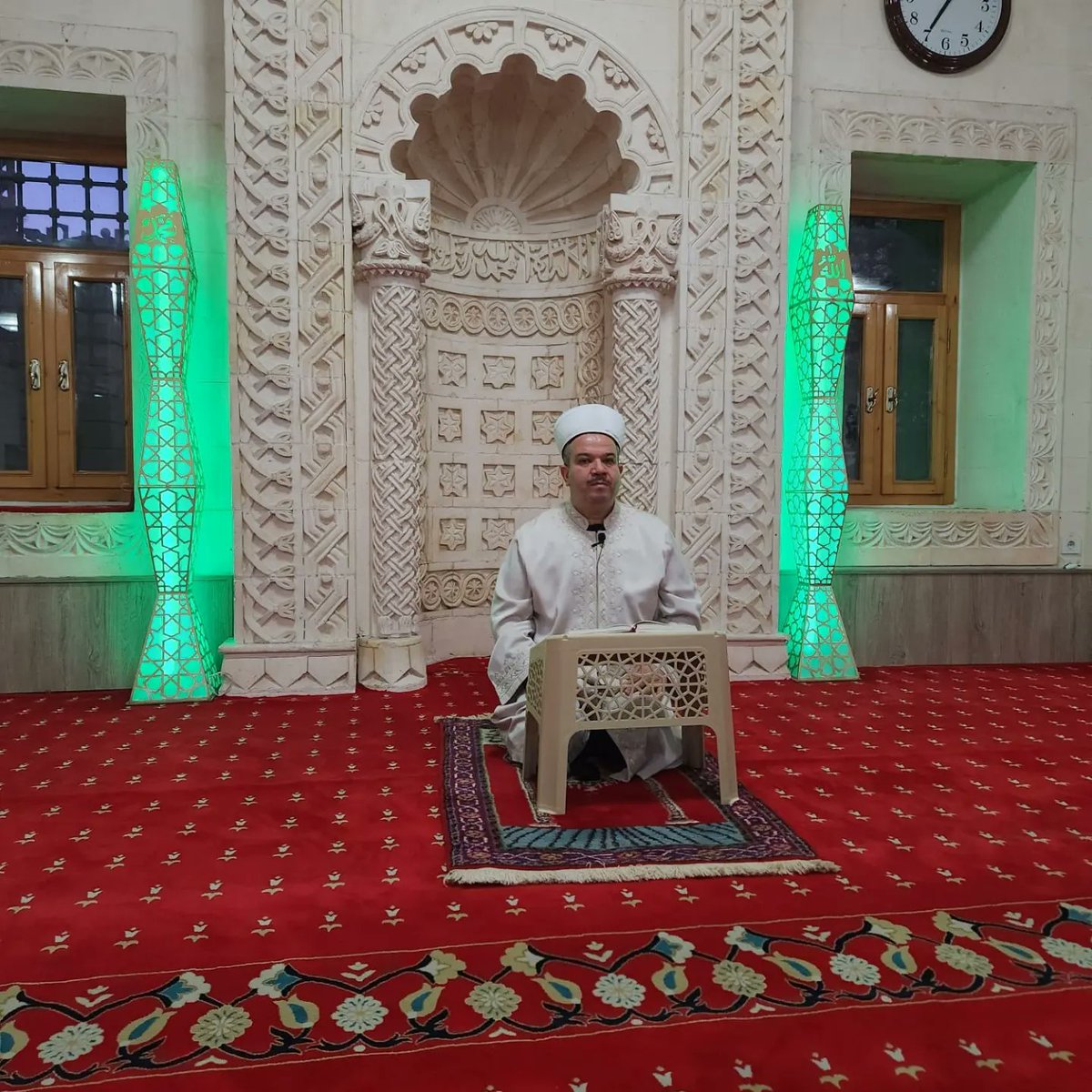 "Namaz uykudan daha hayırlıdır" düsturuyla bu cumartesi de sabah namazında gençlerimiz ile safdaş olduk.😊🕌