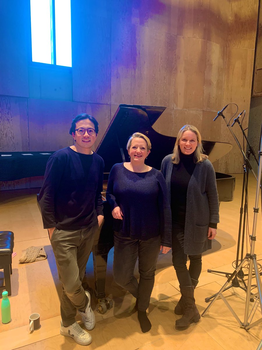Grace Davidson (@gracelsdavidson) on Twitter photo When you get to borrow a <a href="/kingssingers/">The King's Singers</a> <a href="/julianosgregory/">Julian Gregory</a> 😍 to record a couple of gorgeous <a href="/bobchilcott/">Bob Chilcott</a> duets especially arranged for us, it’s a bit of dream. Accompanied <a href="/Libby_Burgess/">Libby Burgess</a> 🤩 🎹 #Newrecording <a href="/SignumRecords/">Signum Classics</a> <a href="/SnapeMaltings/">Snape Maltings</a> #BrittenStudio #Tenor #Soprano 🎶🎙️🍀❄️🌞 When you get to borrow a <a href="/kingssingers/">The King's Singers</a> <a href="/julianosgregory/">Julian Gregory</a> 😍 to record a couple of gorgeous <a href="/bobchilcott/">Bob Chilcott</a> duets especially arranged for us, it’s a bit of dream. Accompanied <a href="/Libby_Burgess/">Libby Burgess</a> 🤩 🎹 #Newrecording <a href="/SignumRecords/">Signum Classics</a> <a href="/SnapeMaltings/">Snape Maltings</a> #BrittenStudio #Tenor #Soprano 🎶🎙️🍀❄️🌞