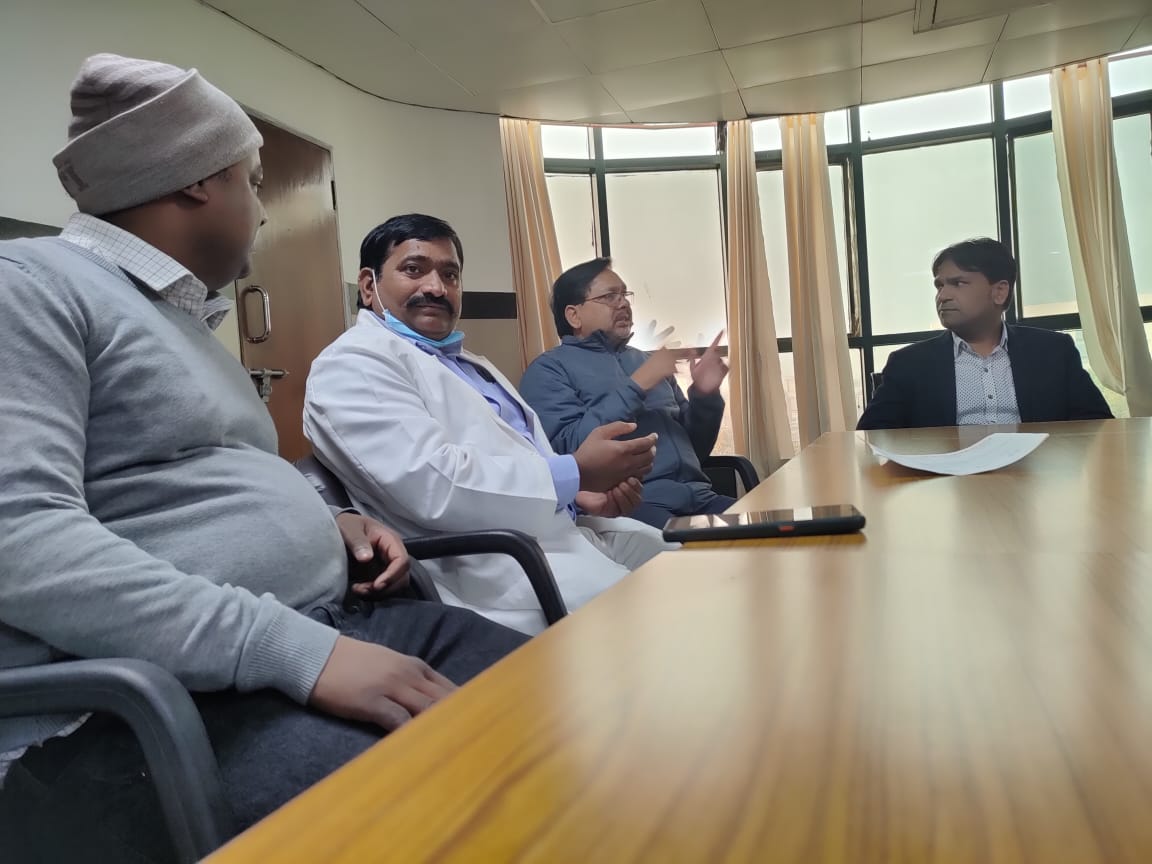 jodhraj09's tweet photo. Received the opportunity to meet with the representatives of NSA,SGPGIMS, Lucknow at SGPGIMS Lucknow today.
Discussed the pending issues at @MoHFW_INDIA level and further action plans under the banner of AIGNF.
#tradeunionactivities
#NursingOfficersUnity
#AIGNF
#MoHFW_INDIA https://t.co/F9V49VCVCy