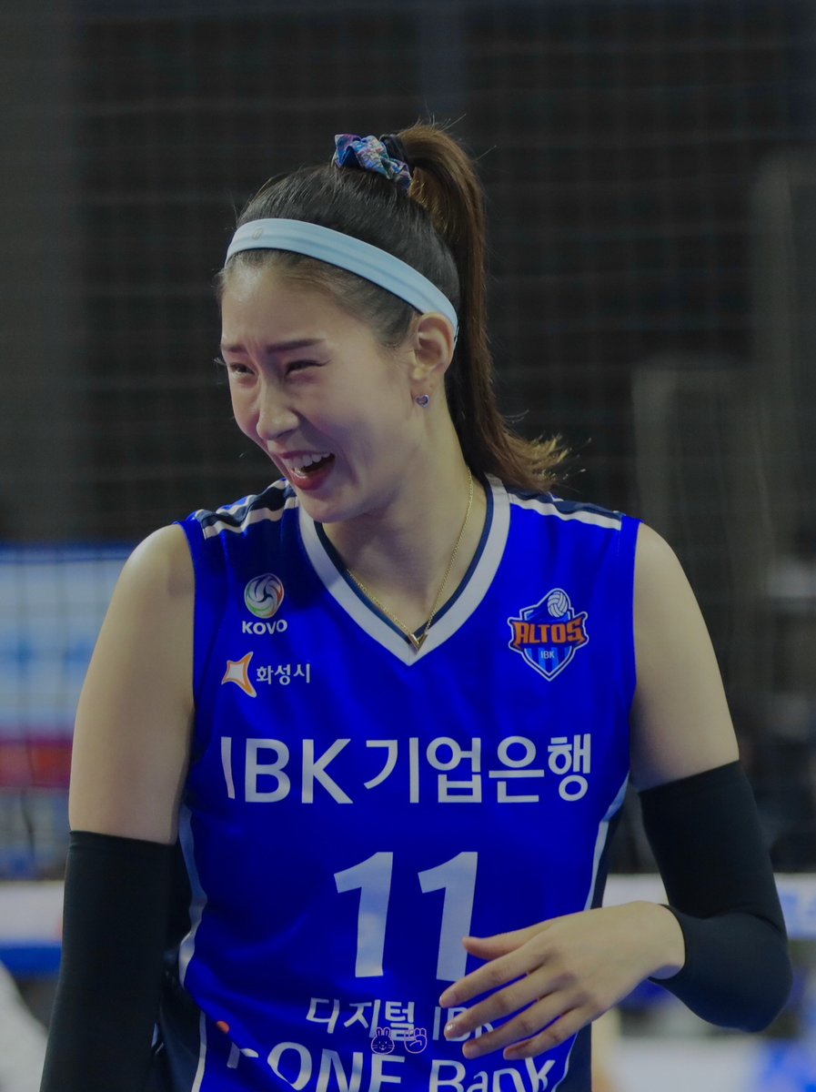 punchrabbit_'s tweet photo. 230117 도공전 
#이렇게만 #웃어요 #행복배구 #김수지 #No11 https://t.co/LGNuvy5X5Y