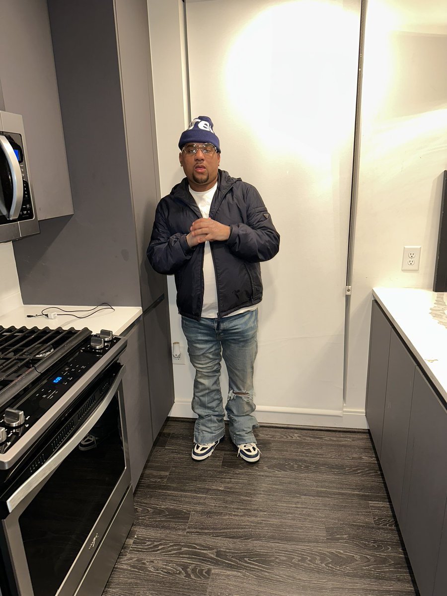 quicktrip's tweet image. Mina Made. Legend