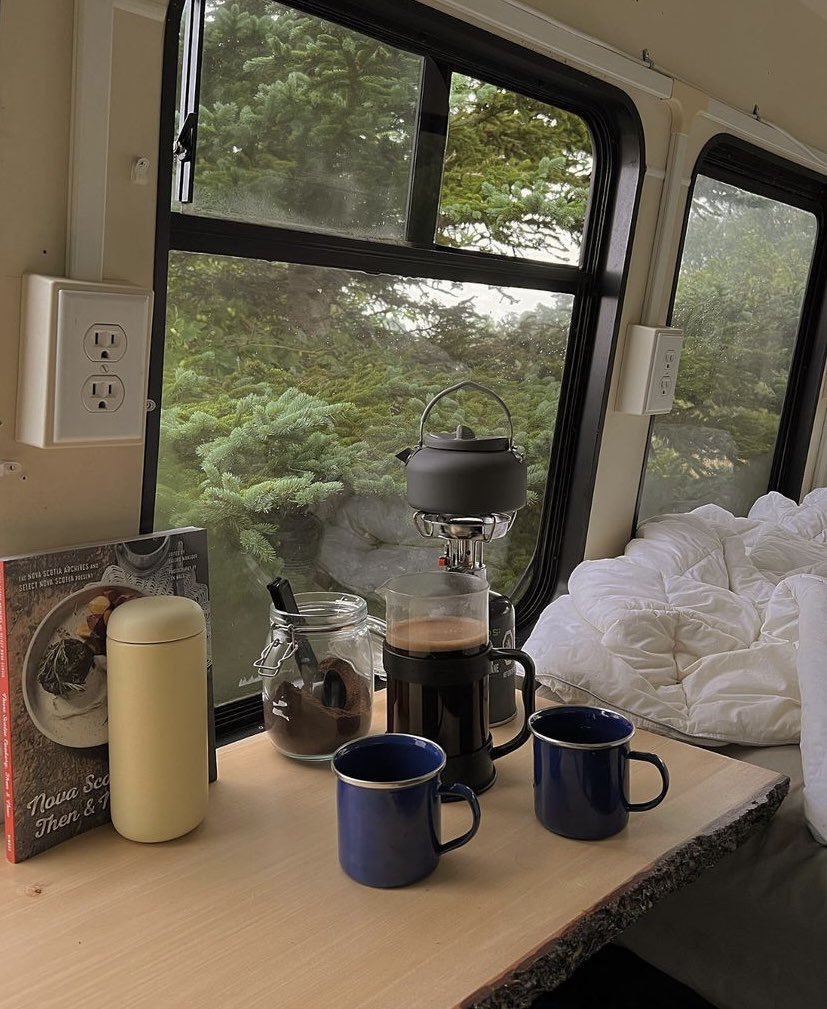lifePic_'s tweet photo. morning like this 🤍🤍🤍 https://t.co/r2u30dOVl4