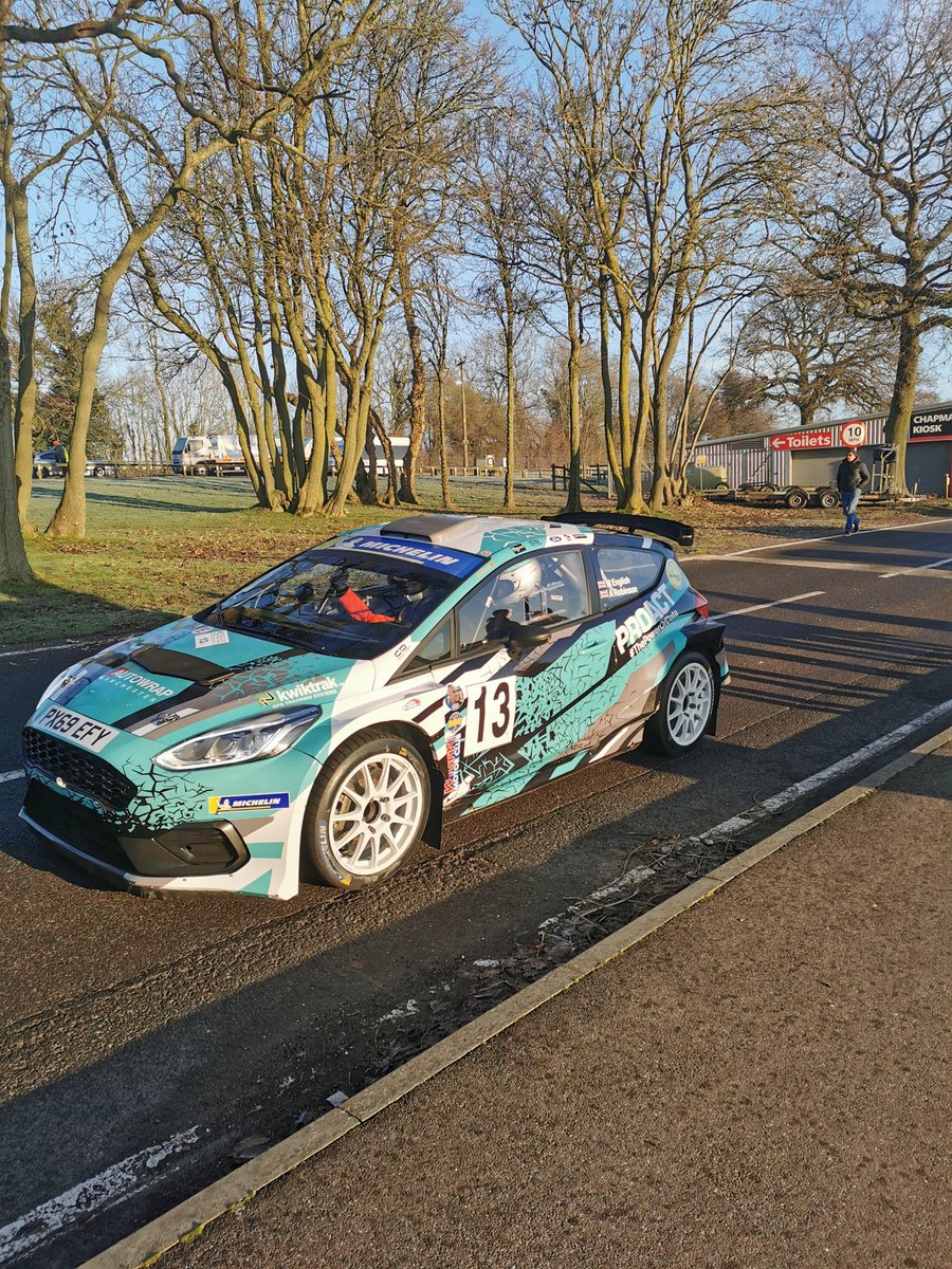 mbaulch's tweet photo. The motorsport season has started in the sunshine @Brands_Hatch for the @MGJBrandsStages https://t.co/ITMgwuJeqo