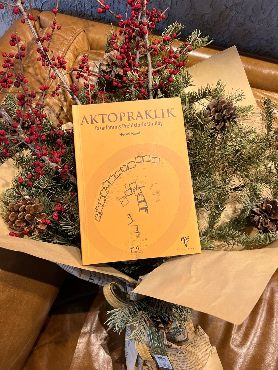 Tasarlanmış Prehistorik Bir Köy 
#Aktopraklık 💙
<a href="/necmikarul/">Necmi Karul</a> <a href="/ArkeolojiOkulu/">Aktopraklık</a> <a href="/ZeroBooksOnline/">Zero Kitap / Zero Books Online</a>