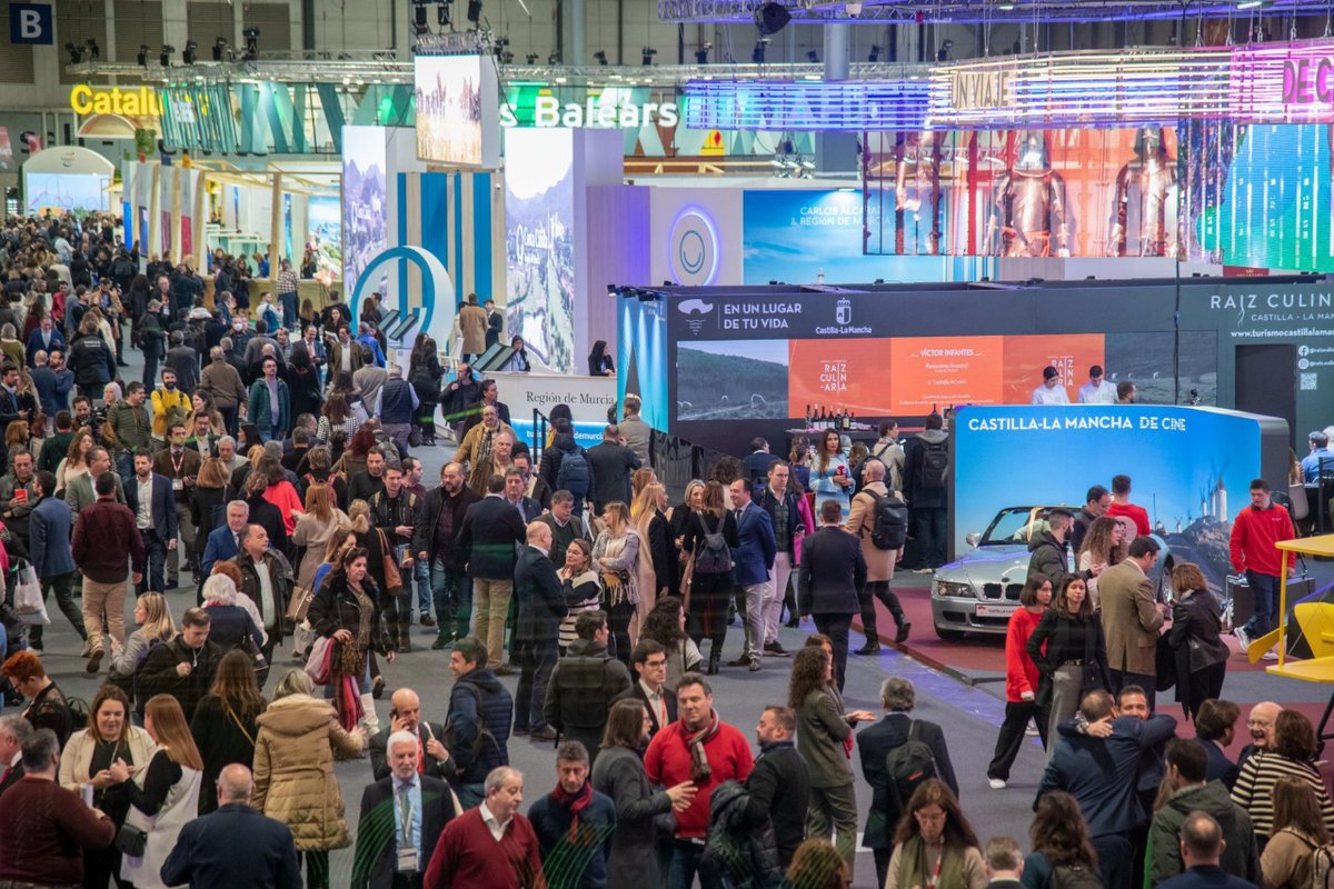 ➡️  #FITUR2023 ha congregado en sus tres primeras jornadas, a 136.000 profesionales, superando todas las previsiones iniciales, con un incremento de visitas del 68% respecto a FITUR 2022. 

📰 Nota de prensa: ifema.es/fitur/noticias…

#CuidamosDelMundo #SomosTurismo <a href="/IFEMA/">IFEMA MADRID</a> MADRID
