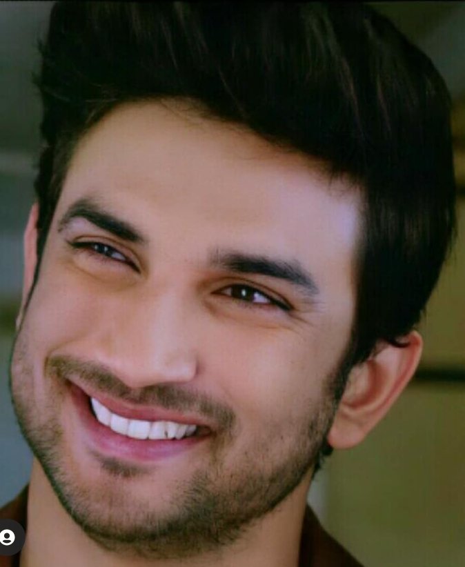You gave us infinite reasons to smile , you fill color to our colorless lives even when you are gone , it hurts to celebrate your birthday without you but it's you who with your divine presence wiping off our tears. Happy Birthday SSR .

Sushant Day
#SushantMoon