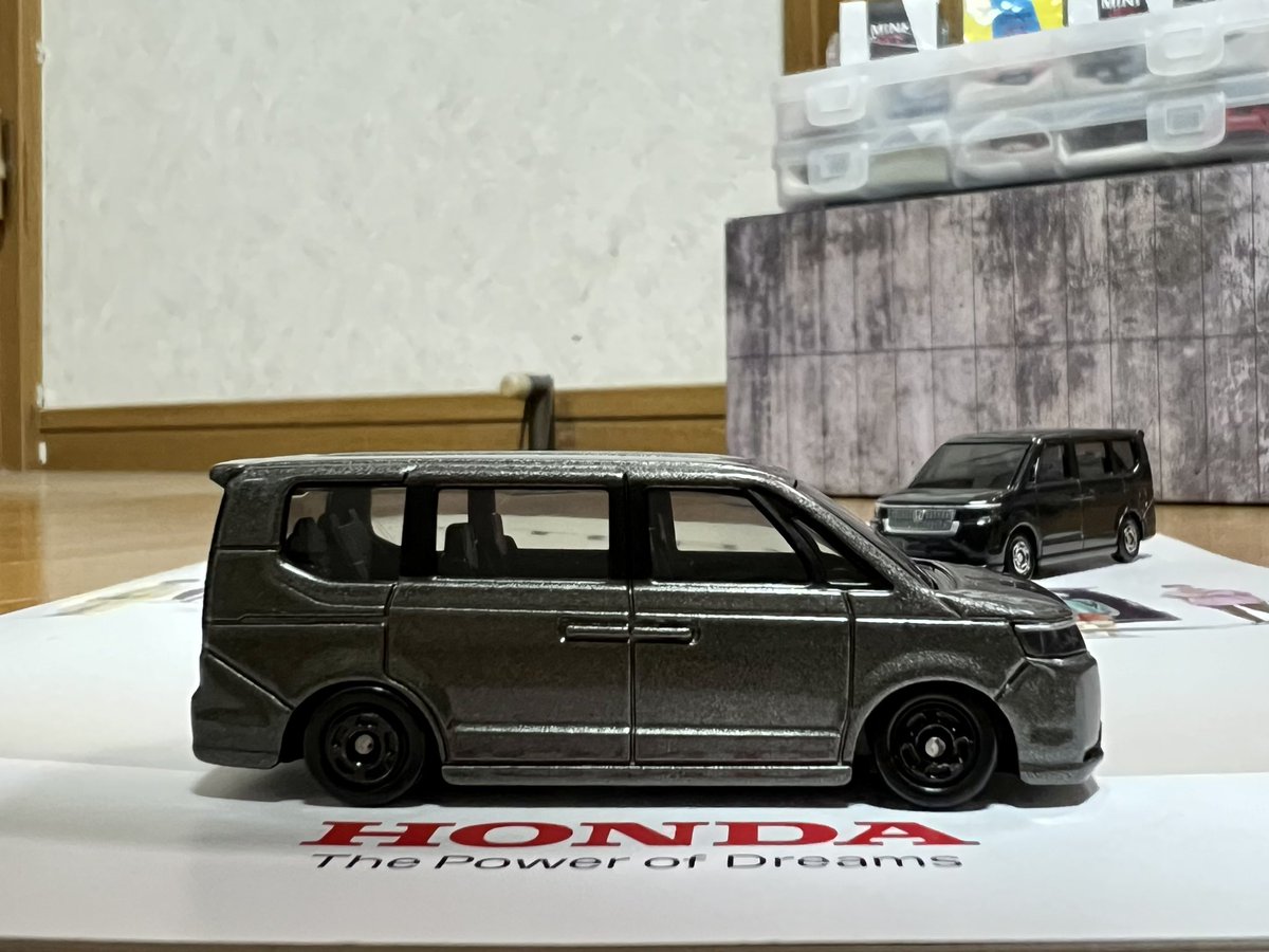 naoking185's tweet photo. #トミカの日
#honda
#stepwgnspada
取り急ぎカシメ外さず車高落として、ホイール塗ってナンプレ付けてみた🚙
可愛い❤️🔥 https://t.co/NxwehrWjgk