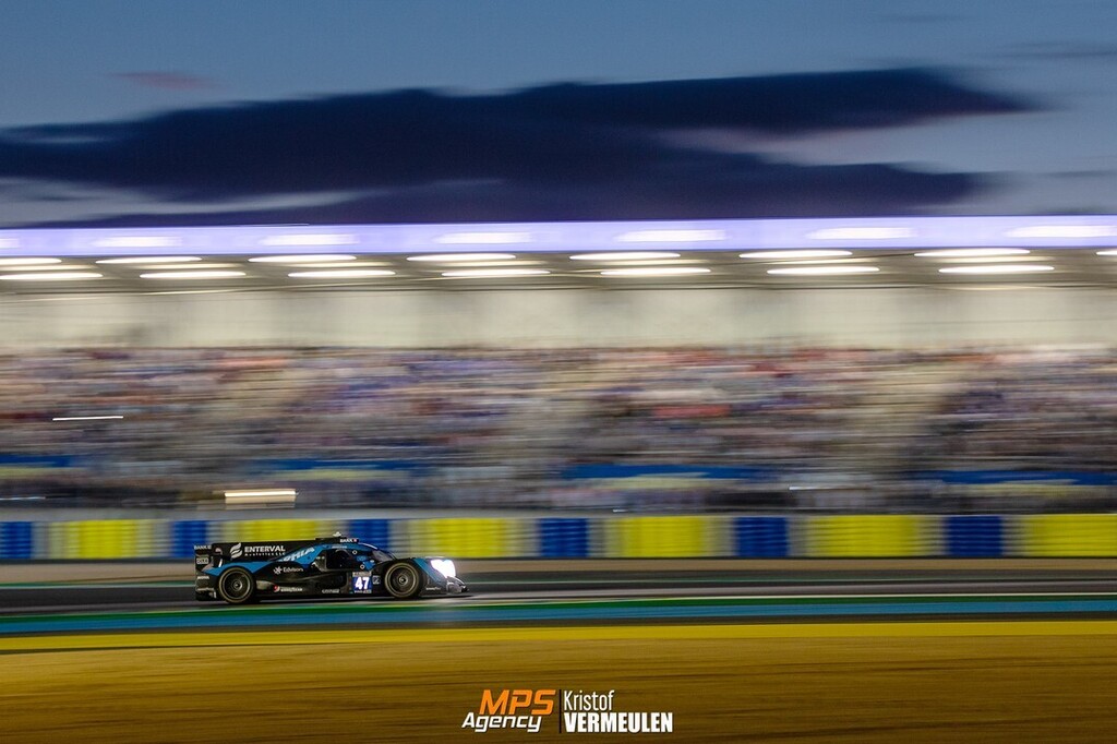 MPS__AGENCY: When the night falls ... 

#fiawec #wec #24heuresdumans #LM24 #24hLeMans #apracing #algarveproracing  #autosport #motorsport #endurance #racing #racecar #mpsagency #motorsportphotographer #canon #lmp2 #mpsagency #oreca07 #oreca #dunlopchican…