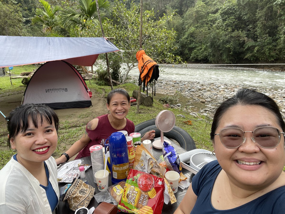 _herashae's tweet photo. The usual people. #masihsingle https://t.co/Reh7zeVkqL
