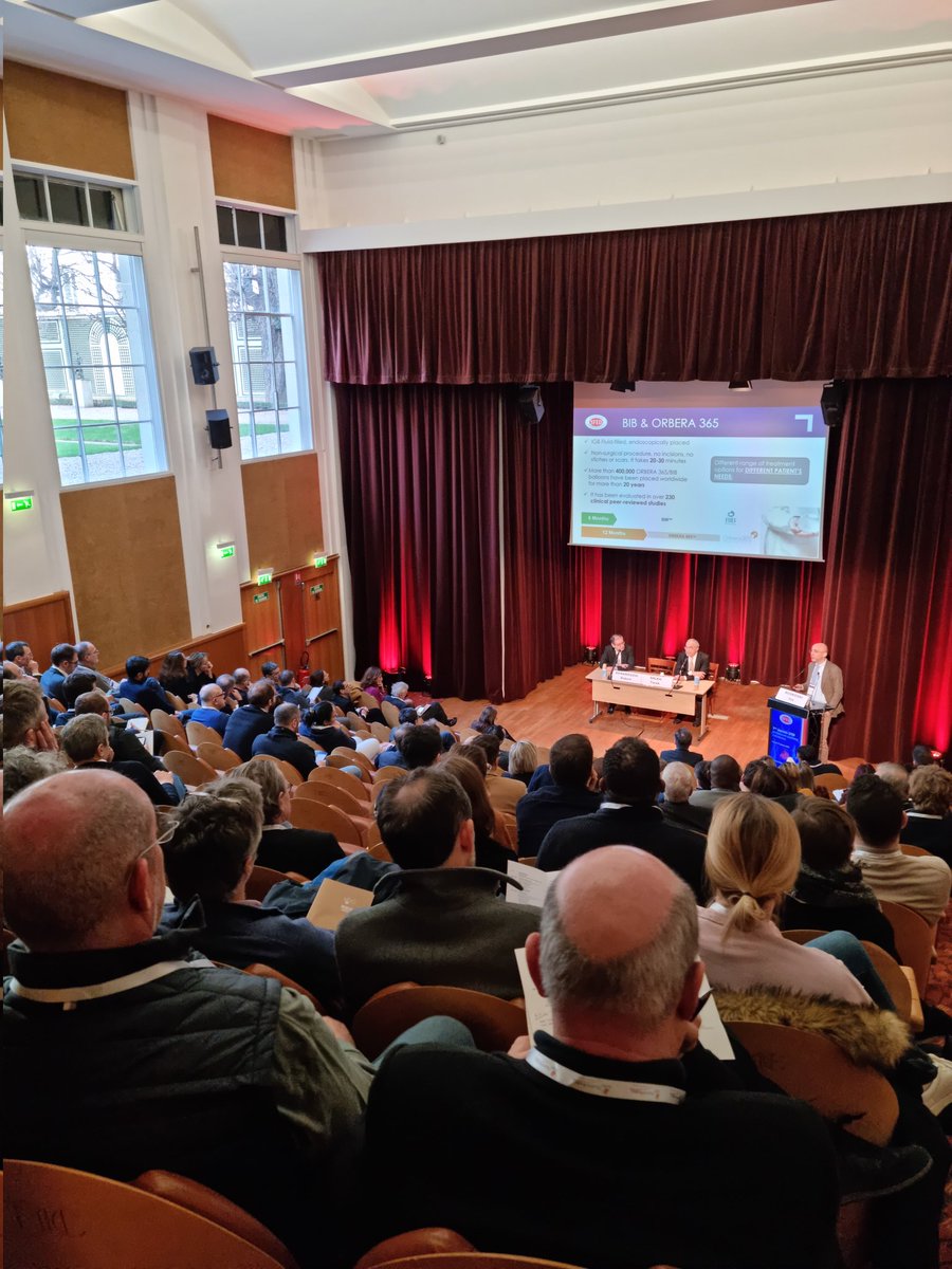 SFED_Endoscopie's tweet photo. Salle comble et concentrée pour cette 1ere journée de l'#endoscopie #bariatrique et #métabolique #JEBEM #HGE https://t.co/LadqMSUmOK
