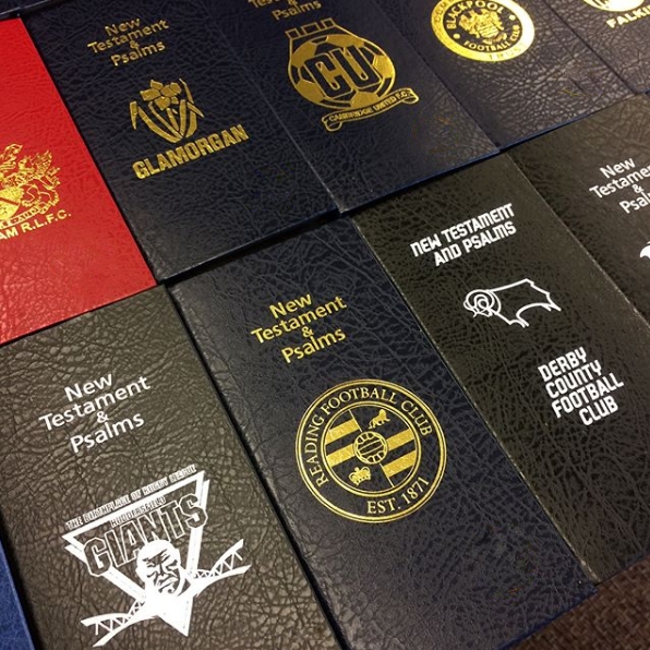 We are delighted to be working in partnership with #SportsChaplaincyUK to provide sports clubs of all kinds with Bibles for their players and staff, printed with the club’s badge on the front. To read more about this wonderful arrangement go to bit.ly/3O8tJmz