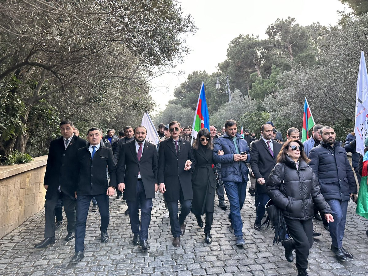 MatlabAslanov's tweet photo. ALLAH bütün şəhidlərimizin məkanını cənnət etsin. https://t.co/fbI9q0pxjI