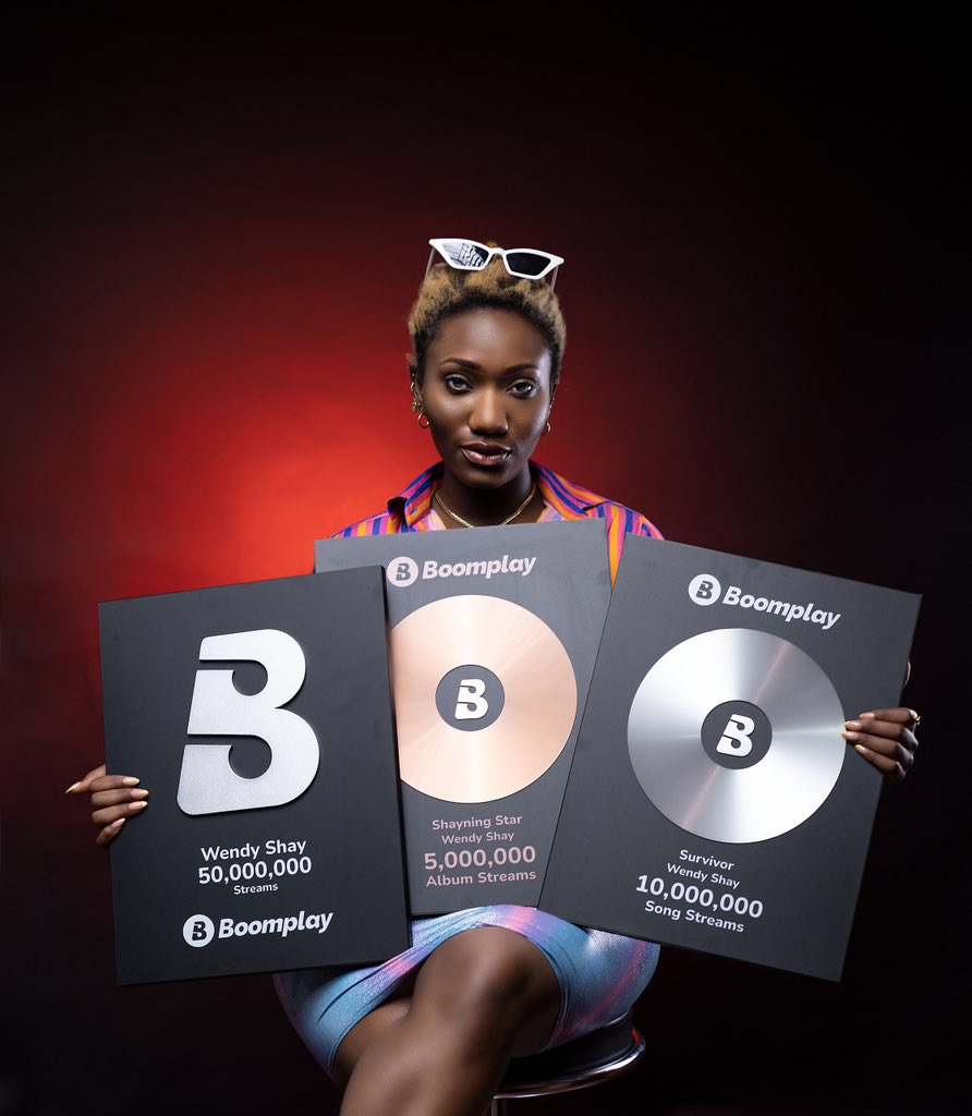 BoomplayGhana's tweet photo. Ghana🇬🇭 wake up! Our queen is winning! Congratulations to @wendyshaygh on winning 3 #BoomplayAwards🥳! The world is listening and loving her music with over 50M total streams, 10M song streams of #Survivor & 5M album streams of #ShayningStar!!!
#BoomplayAwards2023 #ShayGang https://t.co/MjVXfCADDe