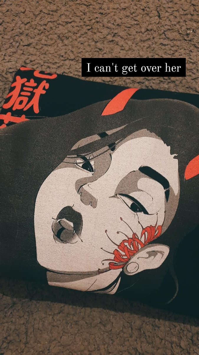 The gram saw it first 😌🤍 I've finally printed my art on clothing 🎉🫀 I can't get over how cute it looks!