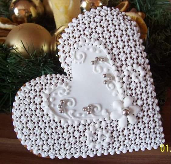 Bunige's tweet photo. Take this heart from me to you https://t.co/jbKb72P1PX