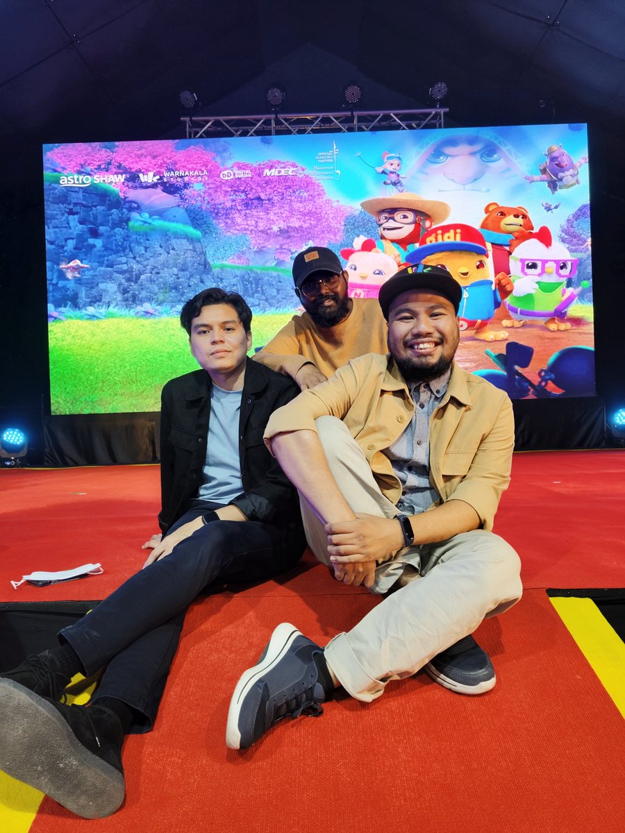 Modescape tweet media