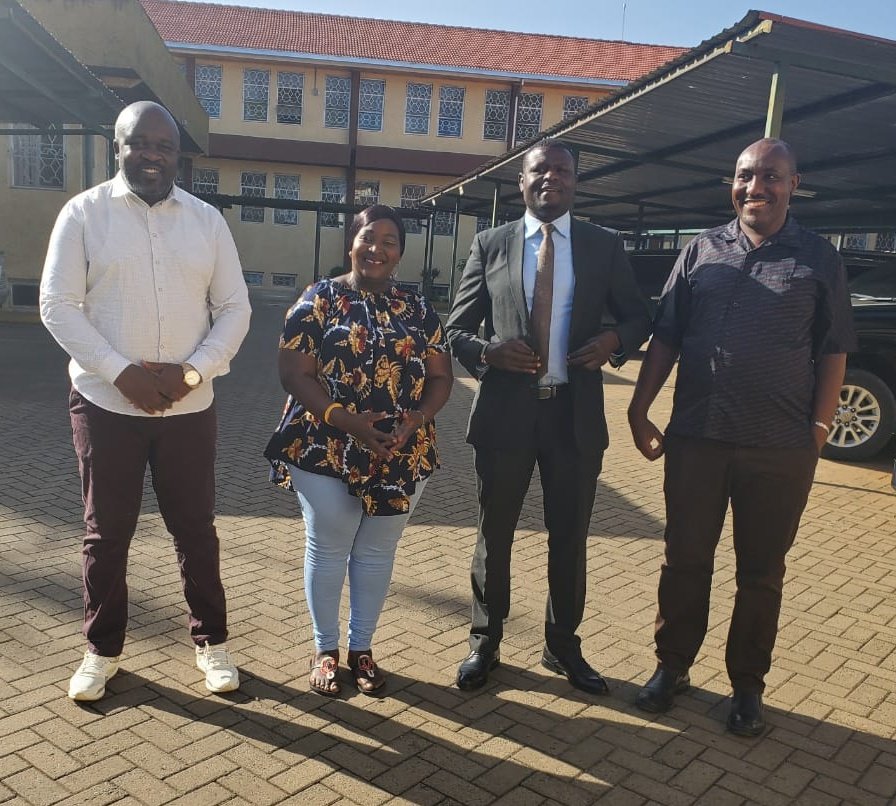 byronanangwe's tweet photo. #ActionWeek with courtesy call to Director #DrAkali Department of Resource Surveys and Remote Sensing @DRSRS #Kenya mandated to monitor Rangelands through Livestock, Wildlife & Vegetation Assessments
#GIS
#RemoteSensing #EO
#Photogrammetry
#AnimalCounts
#NRM Geo-Repository https://t.co/H2smfMkNgV