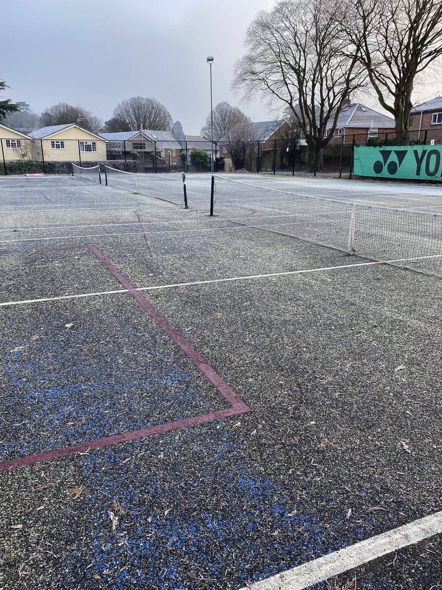 Diamond_Tennis's tweet photo. Unfortunately the courts are still frosty so sessions for the rest of today are cancelled. Sorry for any problems this causes https://t.co/0LsN7XOoJv