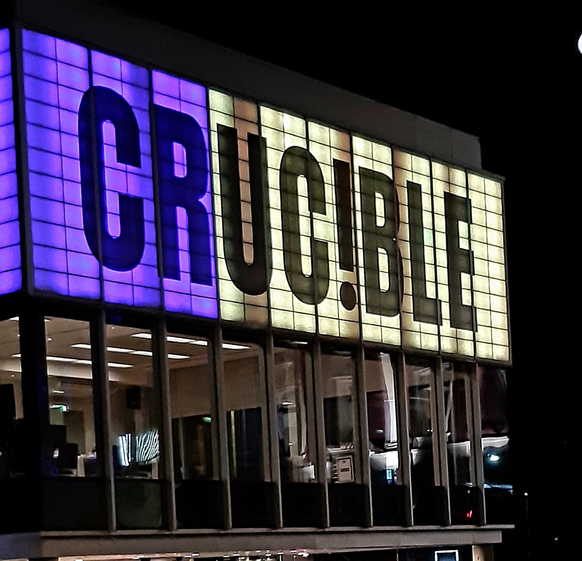 SarahBeddow1's tweet photo. Absolutely amazing performance last night of Standing at Sky's Edge.  Truly talented cast and emotional story telling. @adebeddow @crucibletheatre #sheffieldissuper https://t.co/gdJTc5u5qJ