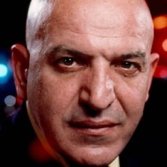 Remembering Mr Kojak himself Tell Savalas born this day 1922.

Died 22 January 1994…..the day after his birthday 😢

#tvtime 
#TellySavalas