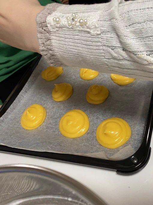 シュークリーム作りました(私ほぼなんもしてないw) 