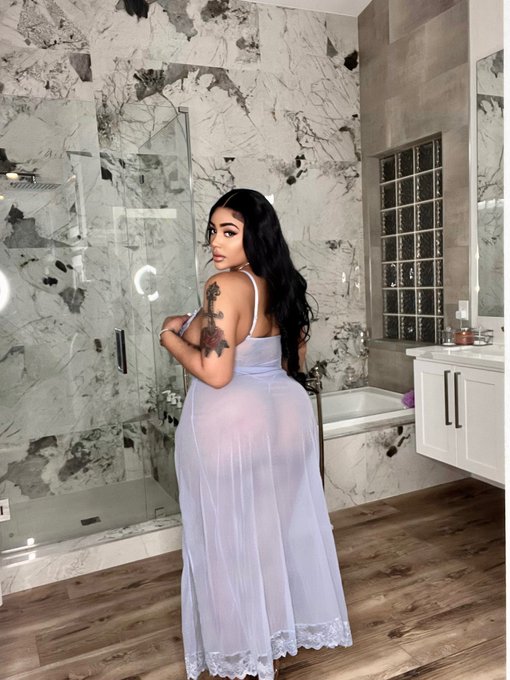 Focus on yourself baby girl 🤍 https://t.co/cc5ZW89iya<a href="/tag/aundreanarene"class="tags"><span>#aundreanarene</span></a>