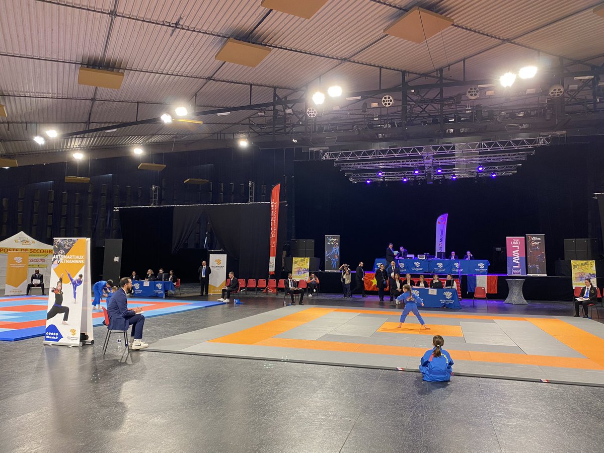 <a href="/Laval_la_Ville/">Laval la Ville</a> est une ville sportive ! A ne pas manquer ce week-end : la coupe de France de Vovinam Viet Vo Dao à la Salle Polyvalente. 110 compétiteurs à venir encourager.
Bravo à toute l’équipe @VovinamLaval et <a href="/boure_jonathan/">Jonathan Bouré</a> pour l’organisation.