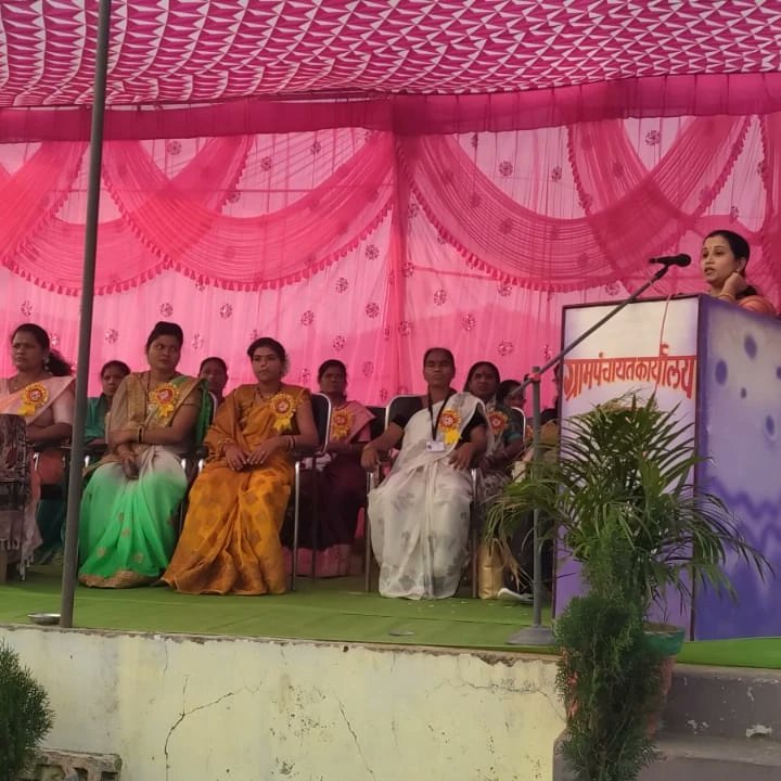 JFoundation's tweet photo. Jeevan Welfare Foundation 
Awareness and Demo of jeevan feel easy sanitary napkin done by dc shulbha bhasme dc pornima badole haldi kumkum program gram pachayat pohra 
#Bhandara #haldikumkum 
#maharashtra 
#nagpur #needypeople #education #ngo #help #womenempowerment #children https://t.co/C359kUQAHM