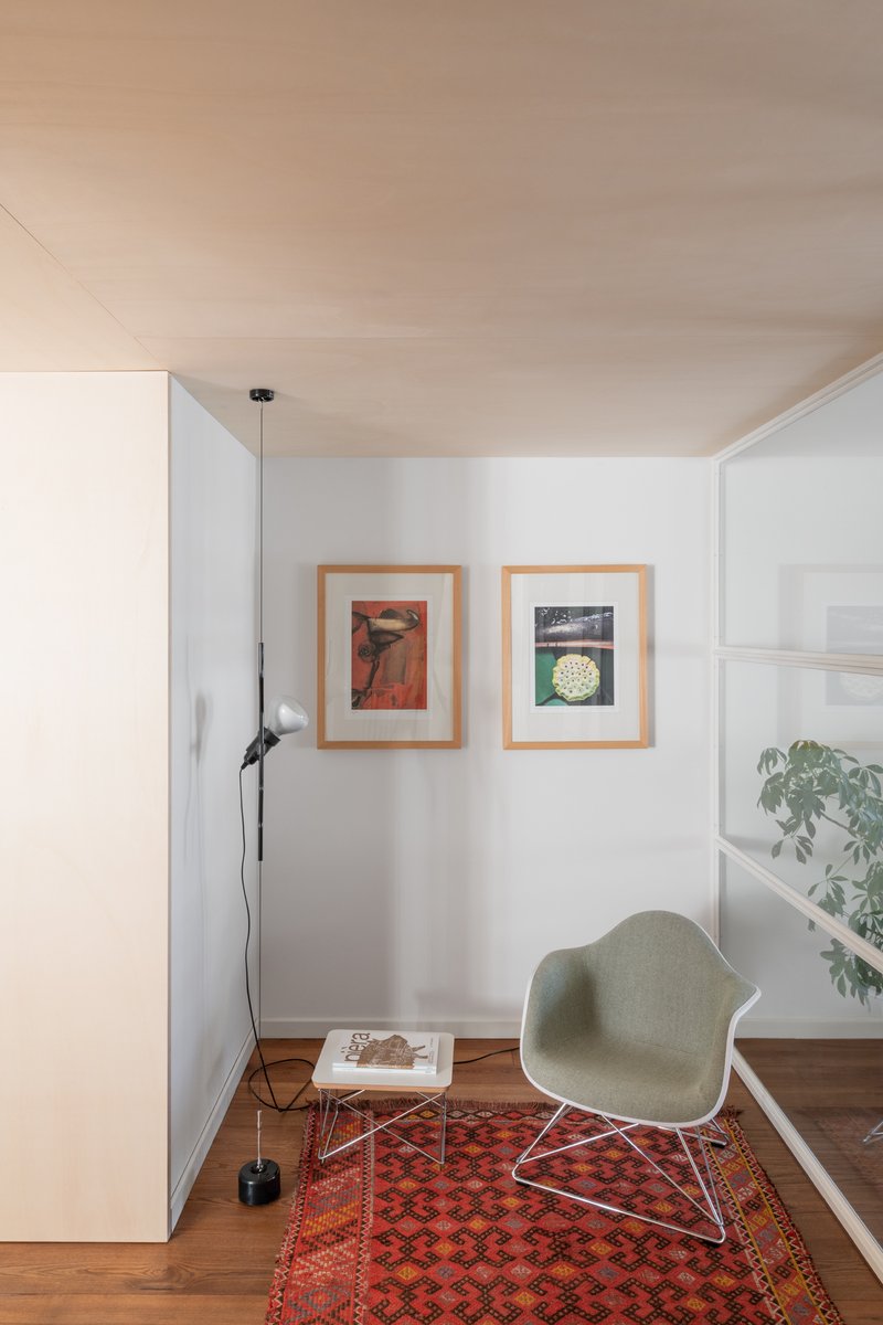 REISARCH's tweet photo. #REISARCHITETTURA_WORKSPACE
White metal and plywood in our new workspace
Ph. @villafederico
#reisarchitettura #interiordesign #officedesign #interiordecor #madeinitaly #plywood #poplarwood #elmwood #kilim #eameschair #parentesi #achillecastiglioni #italiandesign #designitaliano https://t.co/8CnL61AmFI