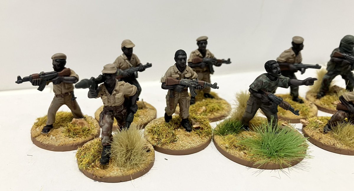 gareth_lane's tweet photo. Bush Wars - Zimbabwe African National Liberation Army. ZANLA was the military wing of the Zimbabwe African National Union, a militant African nationalist organisation that participated in the Rhodesian Bush War against white minority rule of Rhodesia. 
#28mm #BushWars #wargaming https://t.co/0q8ahYyC4c